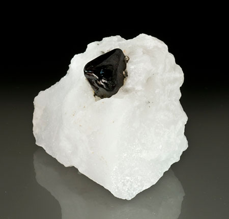 Spinel In Calcite photo image