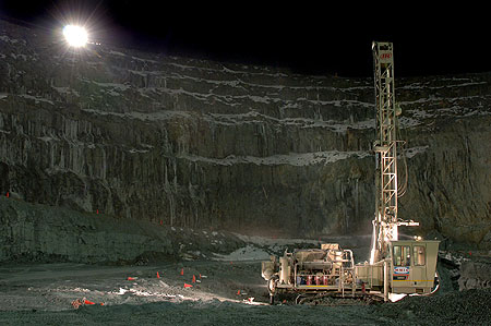 Drilling photo image