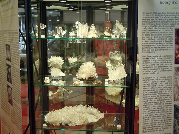 Quartz from France Display photo image